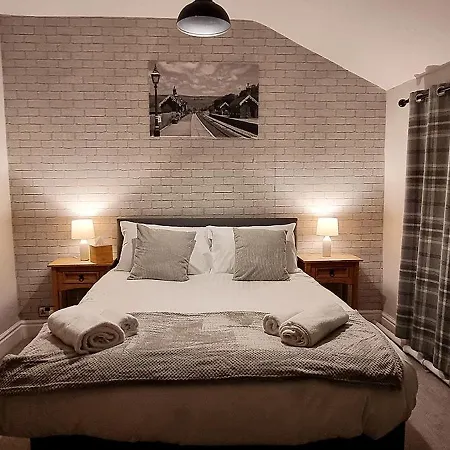 The Royal Oak, 塞特尔