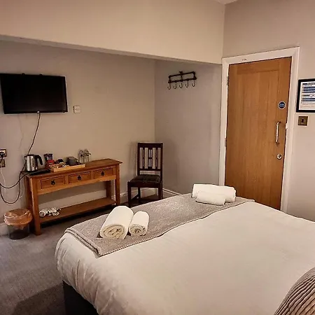 酒店 The Royal Oak,